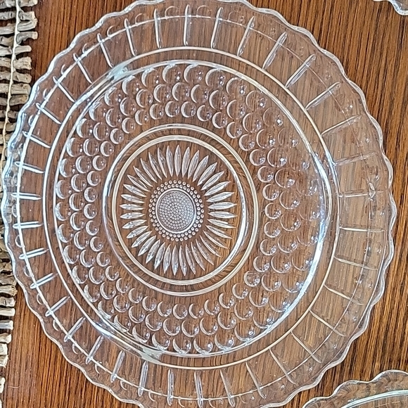 Vintage Pie/Cake plates, set of 3 - Picture 4 of 4